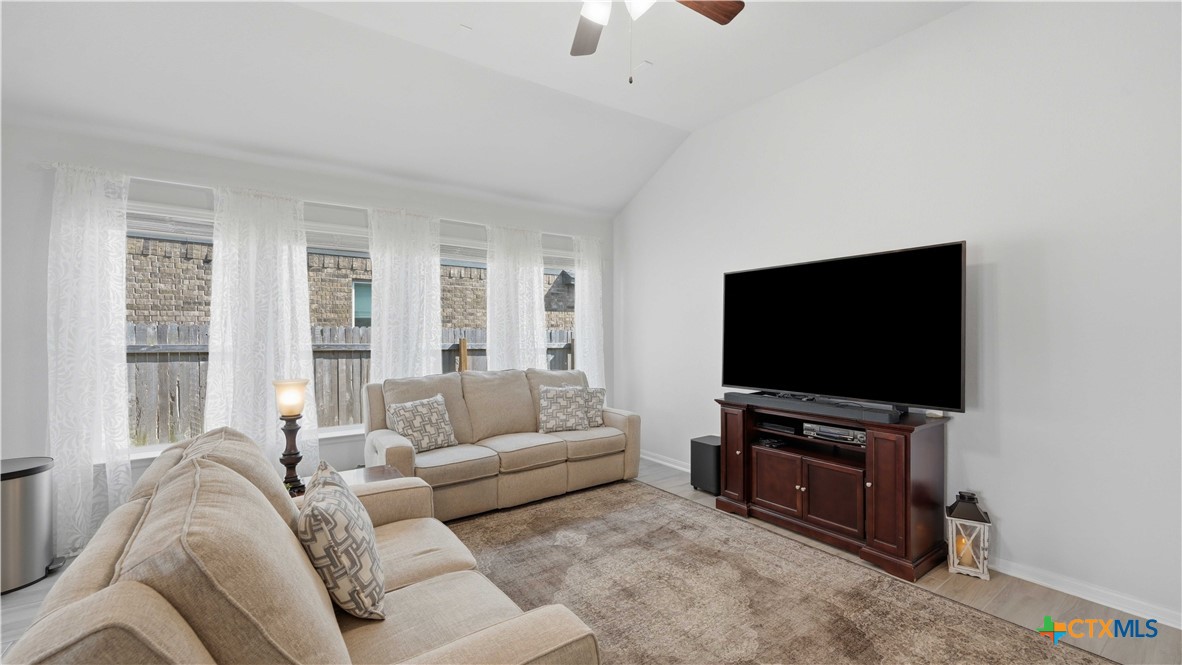 968 Blue Oak Boulevard Property Photo 11