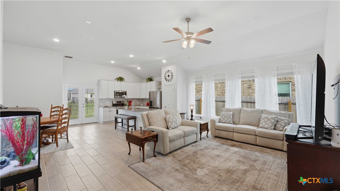 968 Blue Oak Boulevard Property Photo 14