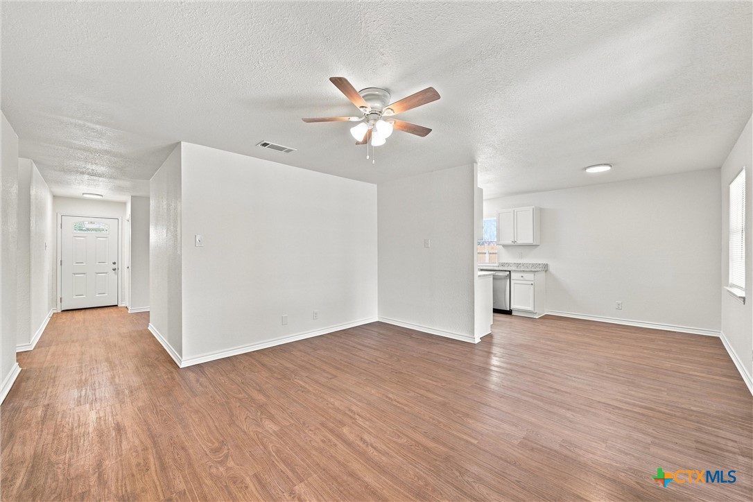 2908 Janis Drive Property Photo 6