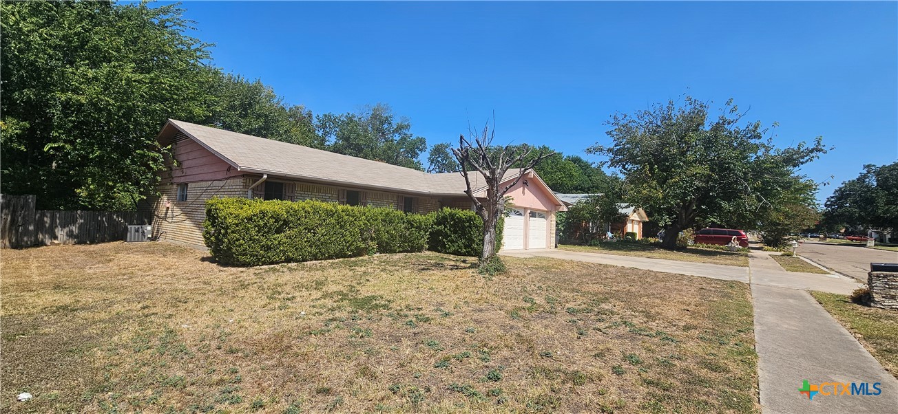1207 Ruiz Drive Property Photo 4