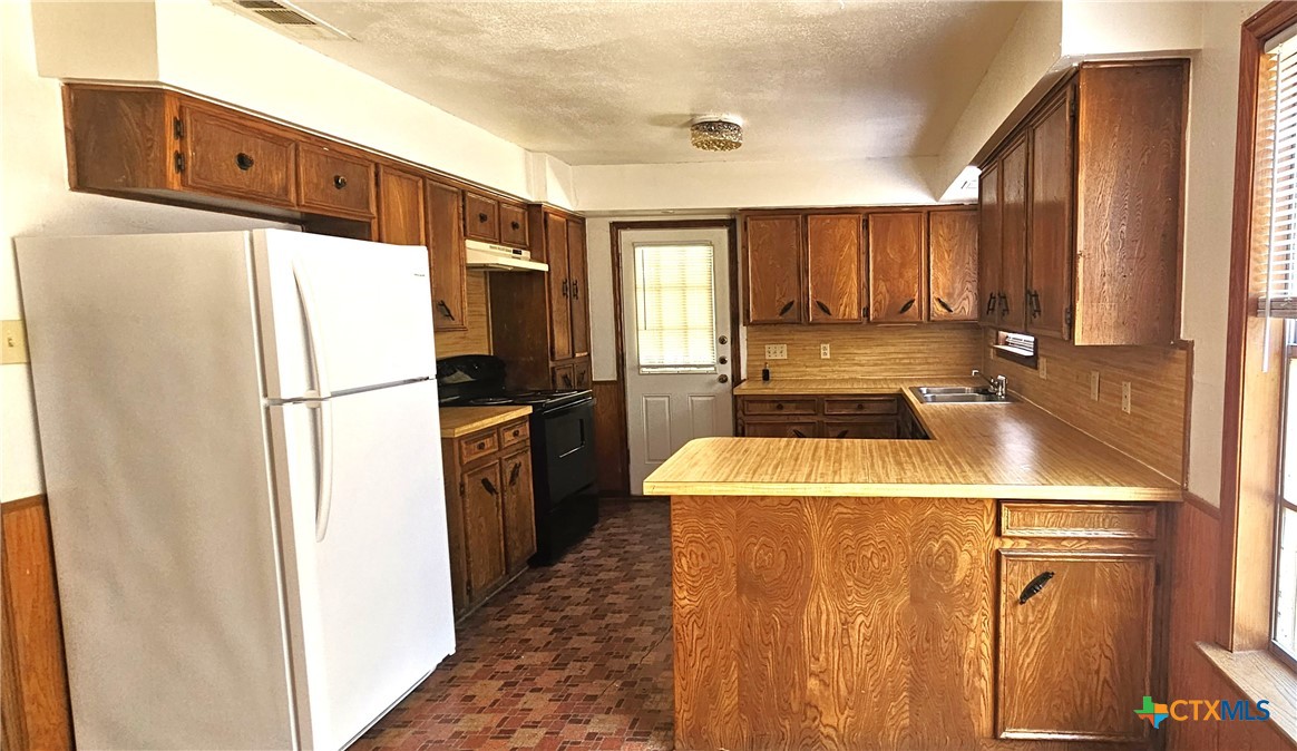 1207 Ruiz Drive Property Photo 9
