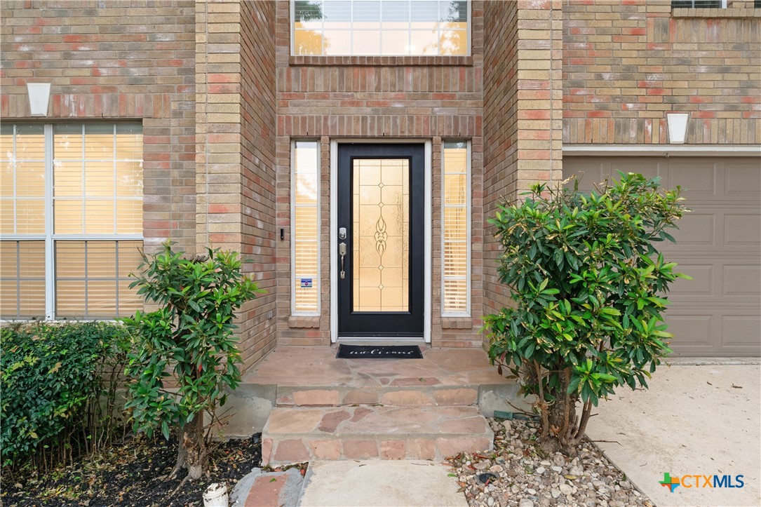 17 Nikita Drive Property Photo 2