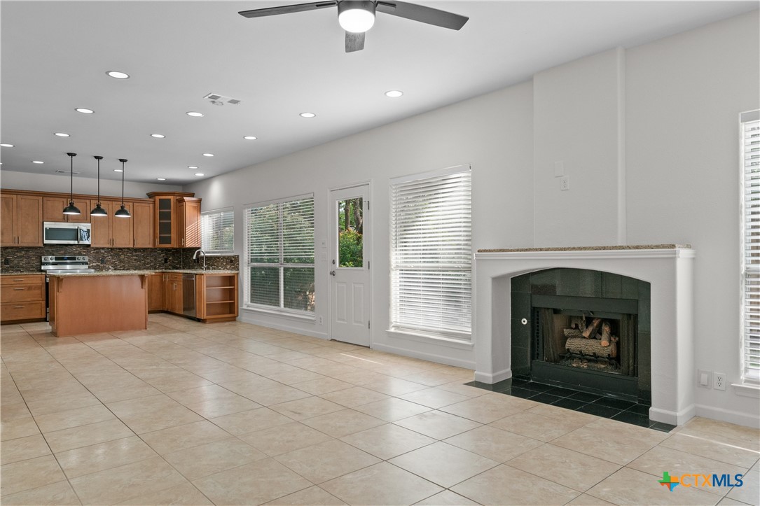 17 Nikita Drive Property Photo 5