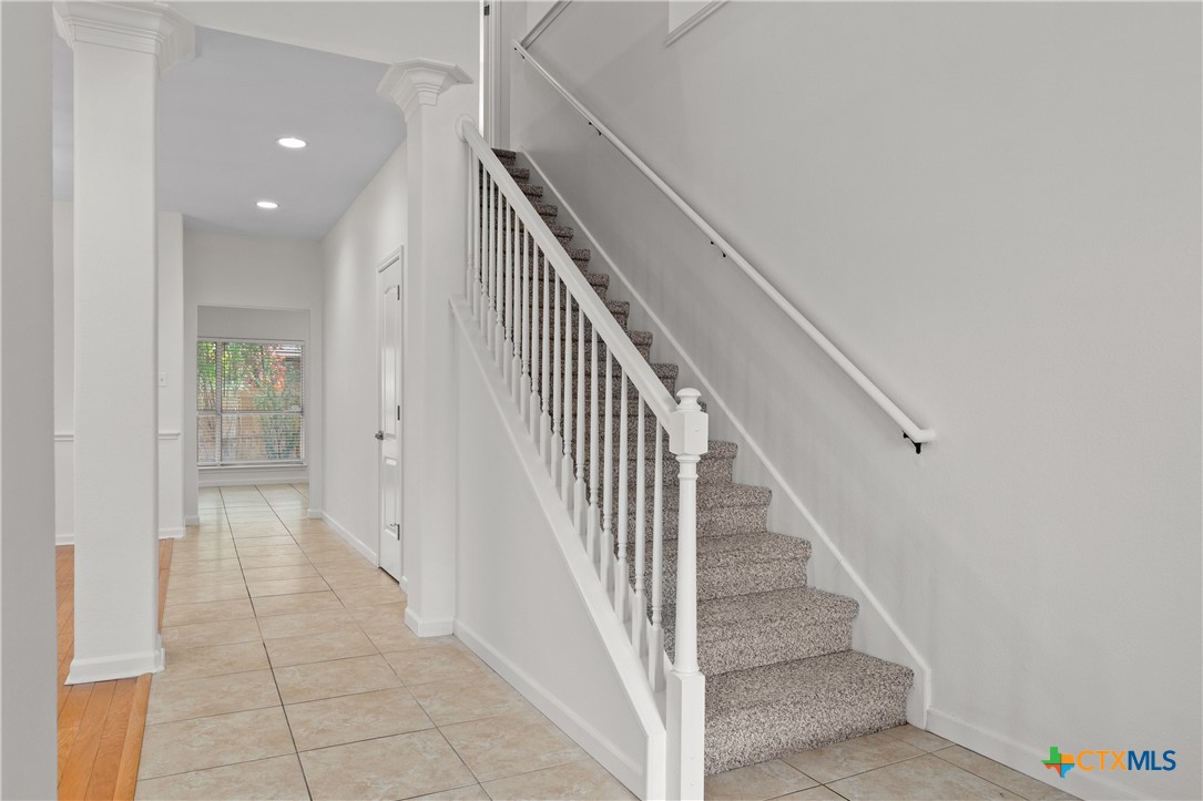 17 Nikita Drive Property Photo 8