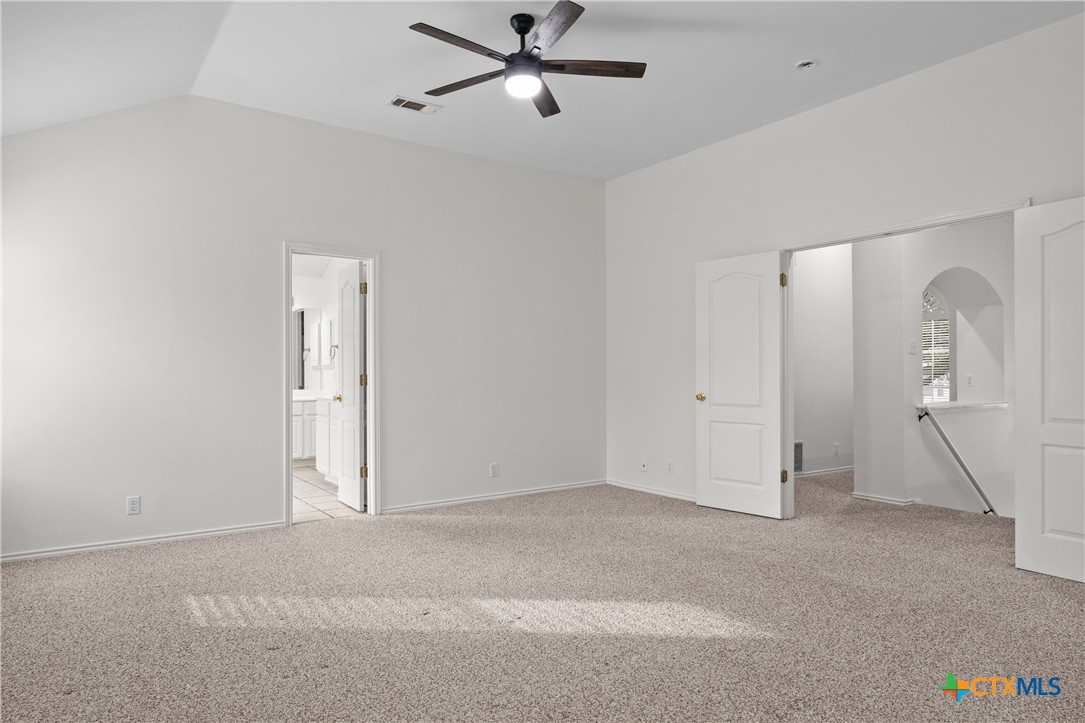 17 Nikita Drive Property Photo 14