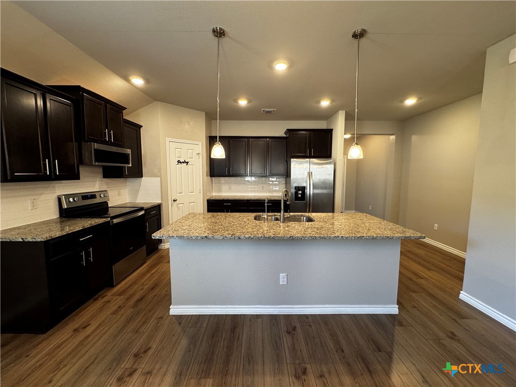 117 Minnie J Loop Property Photo 11