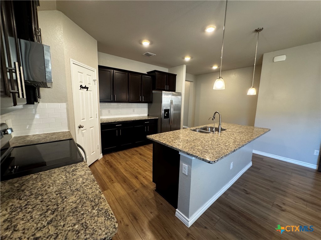 117 Minnie J Loop Property Photo 12