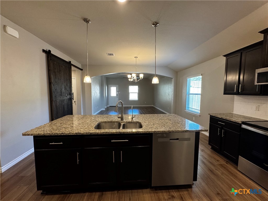 117 Minnie J Loop Property Photo 13