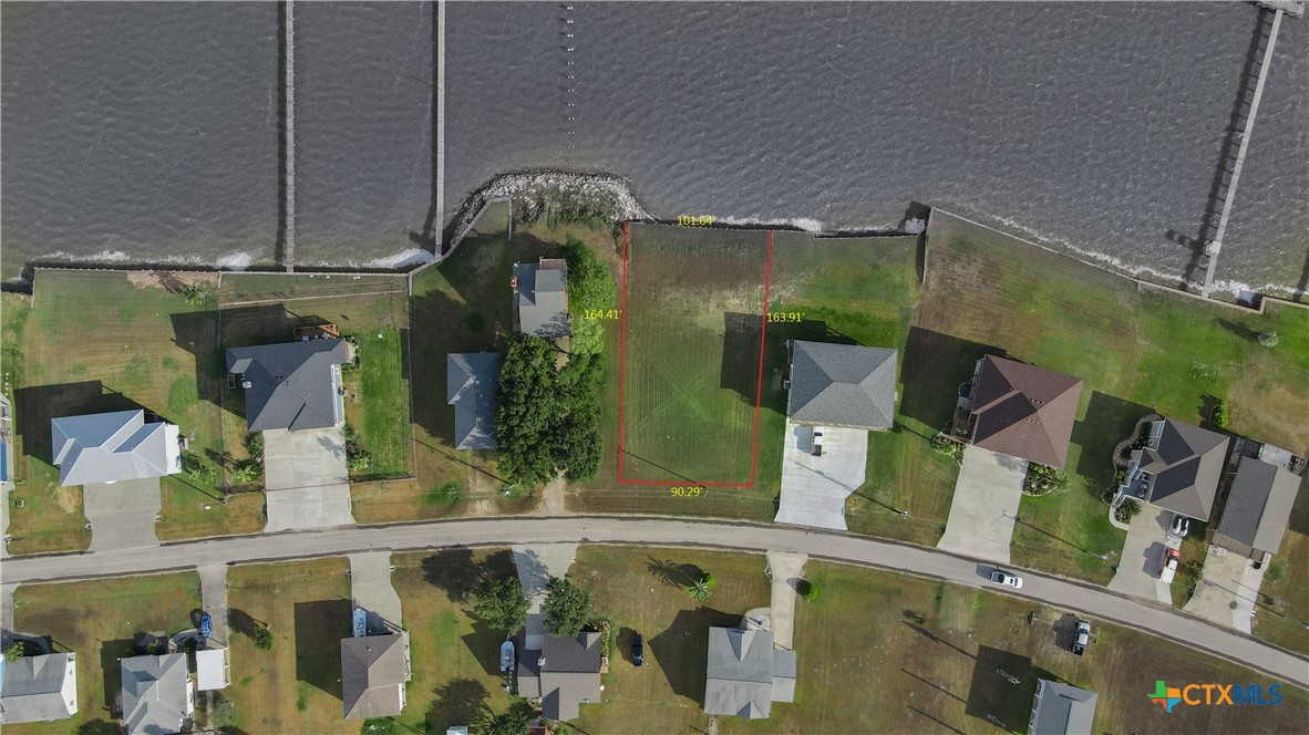 1664 W Bayshore Drive Property Photo 3