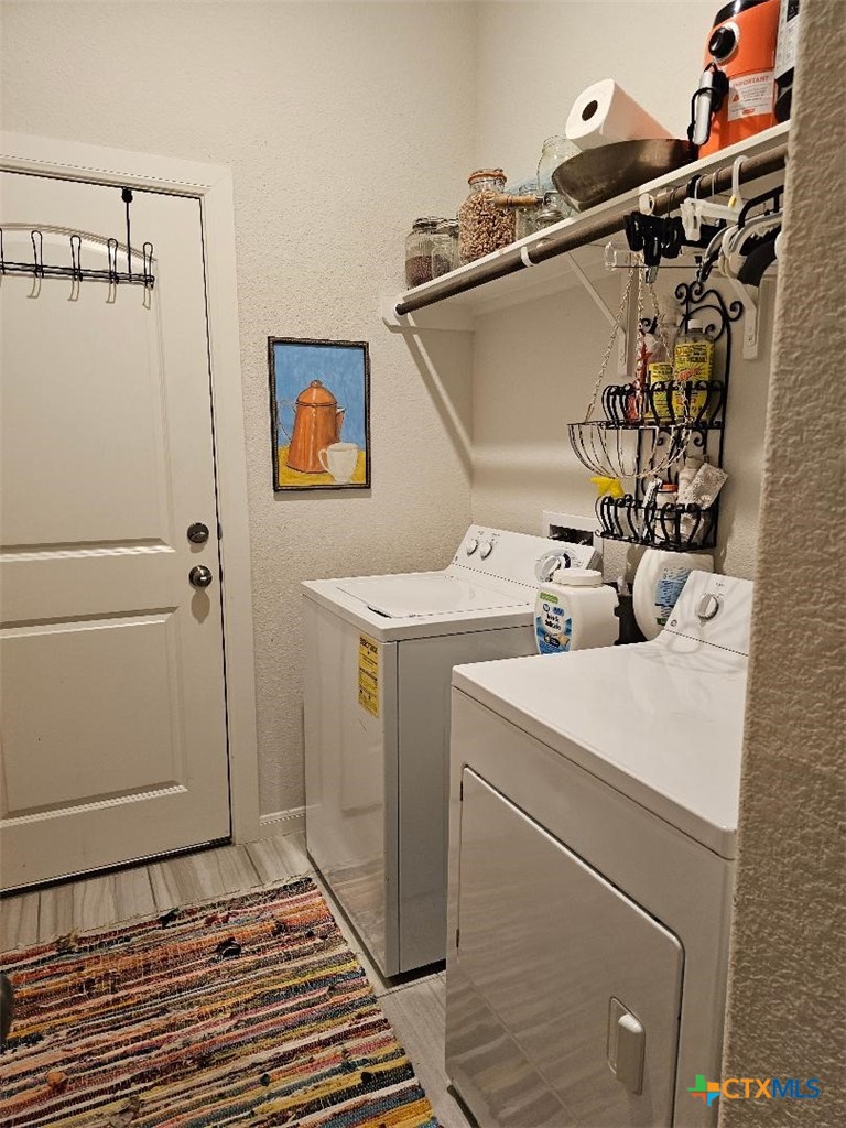 108 Swift Water Loop Property Photo 14