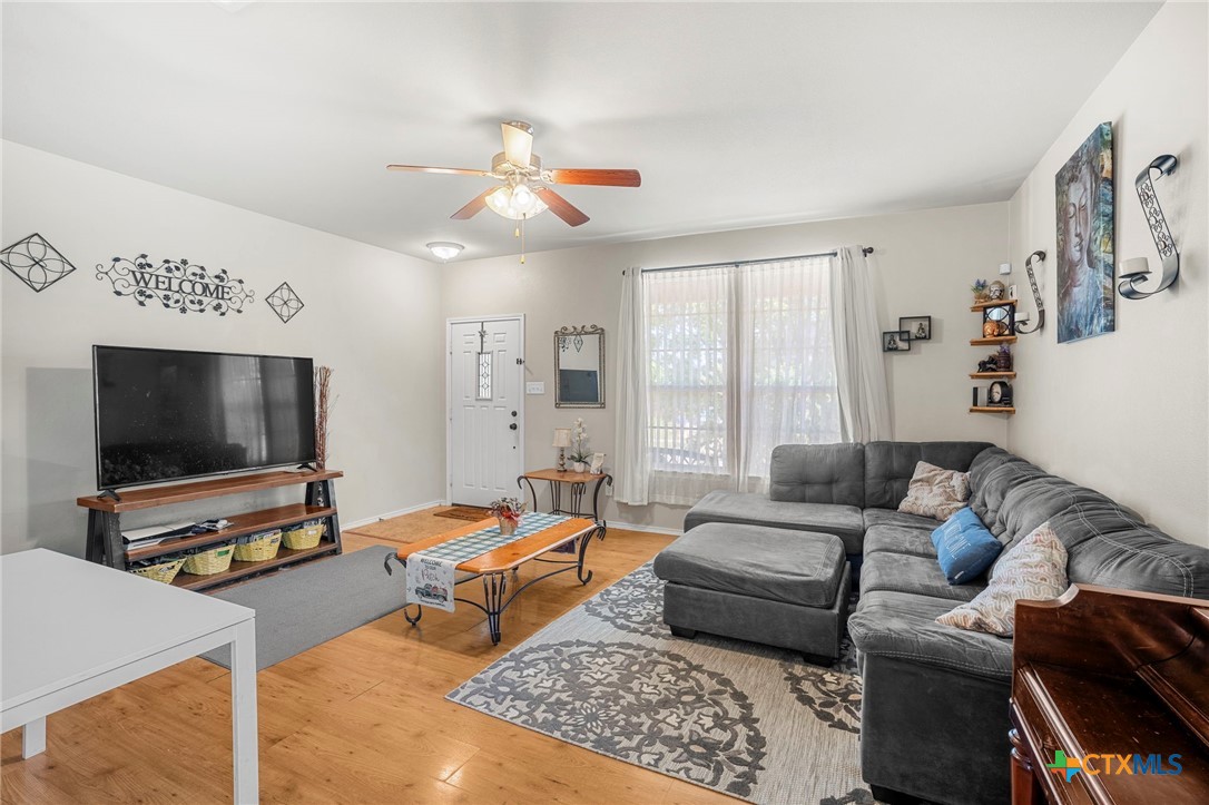 1905 Terry Drive Property Photo 3