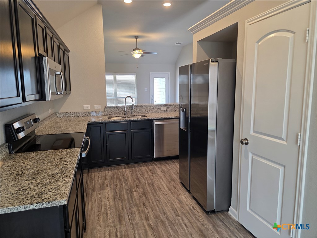 6109 Hercules Avenue Property Photo 3
