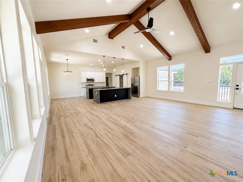 7022 Circle Oak Drive Property Photo 8