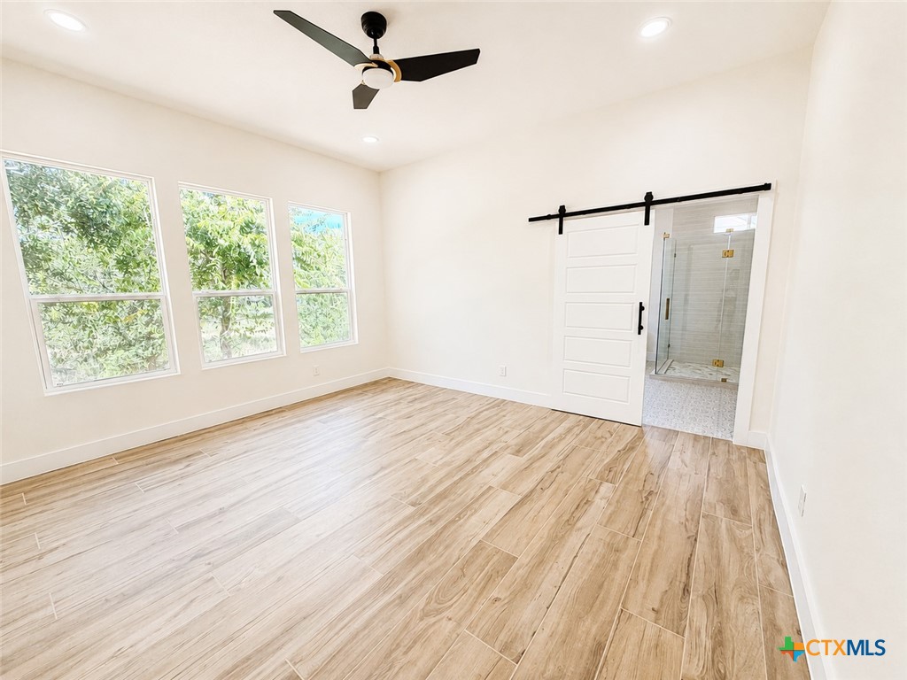 7022 Circle Oak Drive Property Photo 17