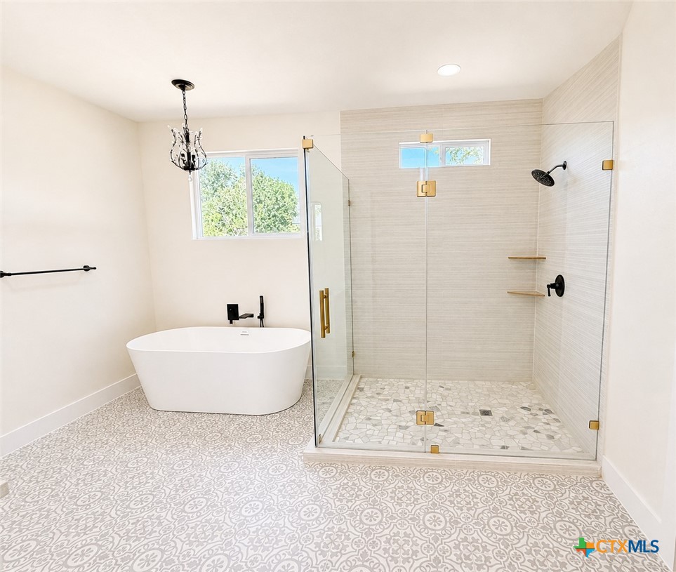 7022 Circle Oak Drive Property Photo 20