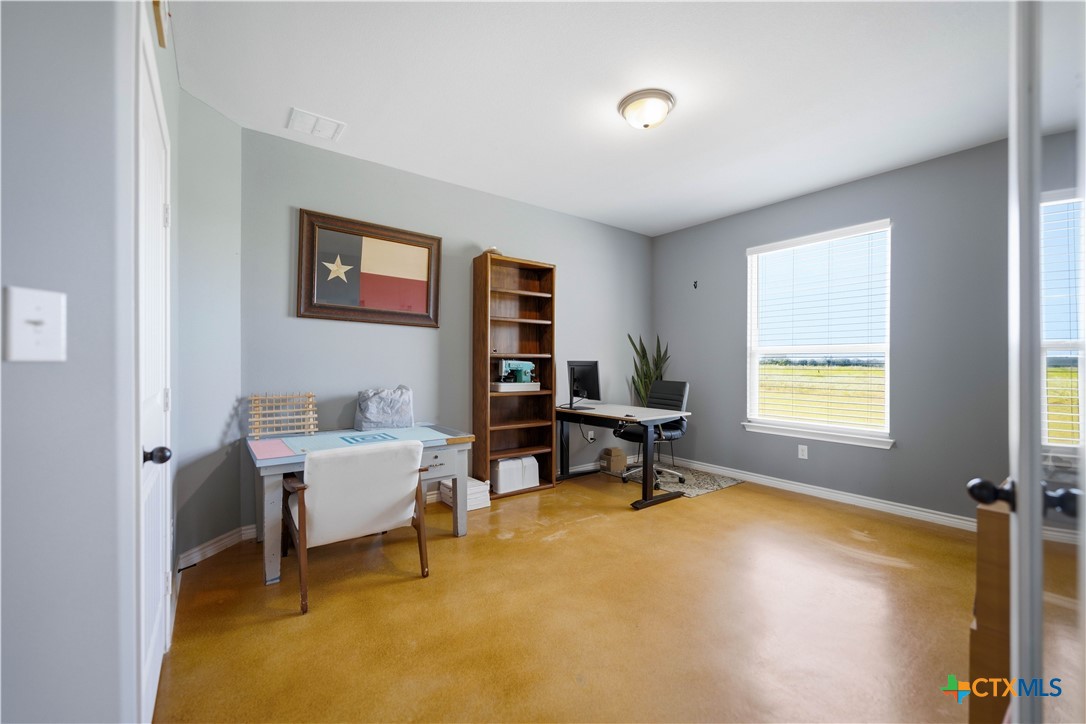 5476 County Road 427 Property Photo 8