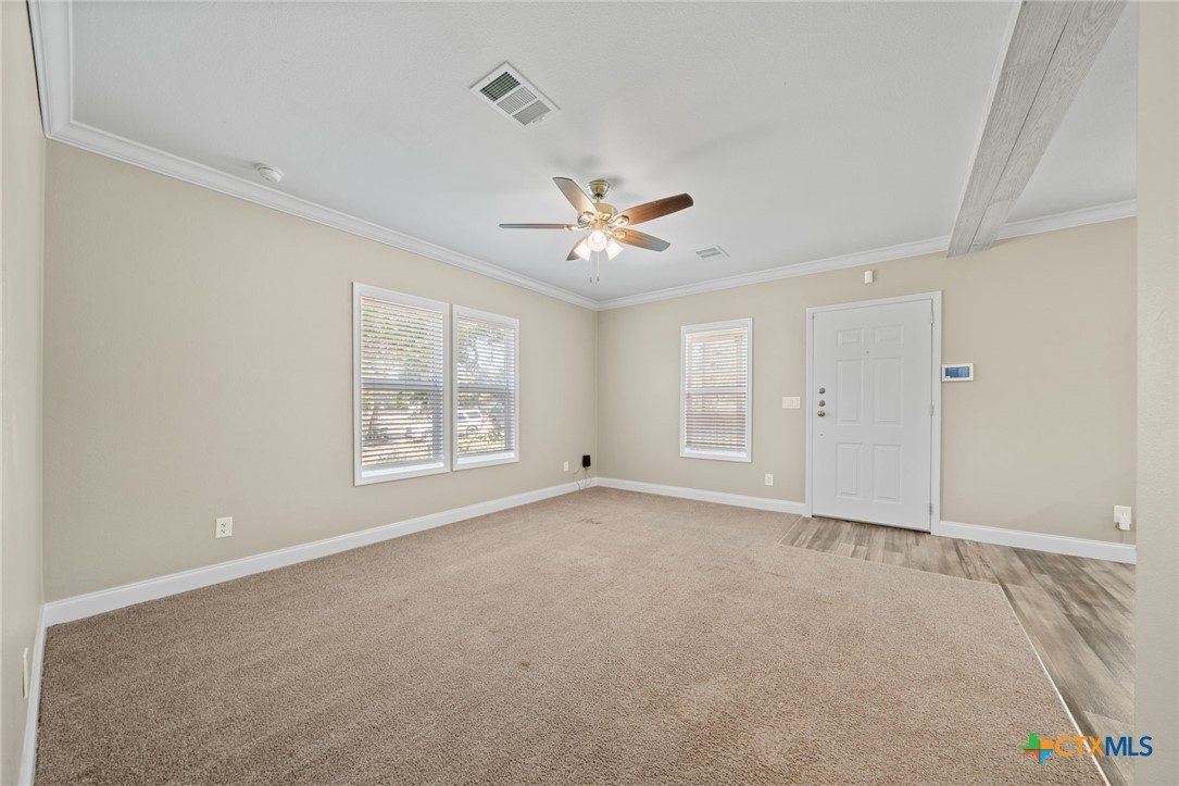 711 La Cresta Drive Property Photo 5