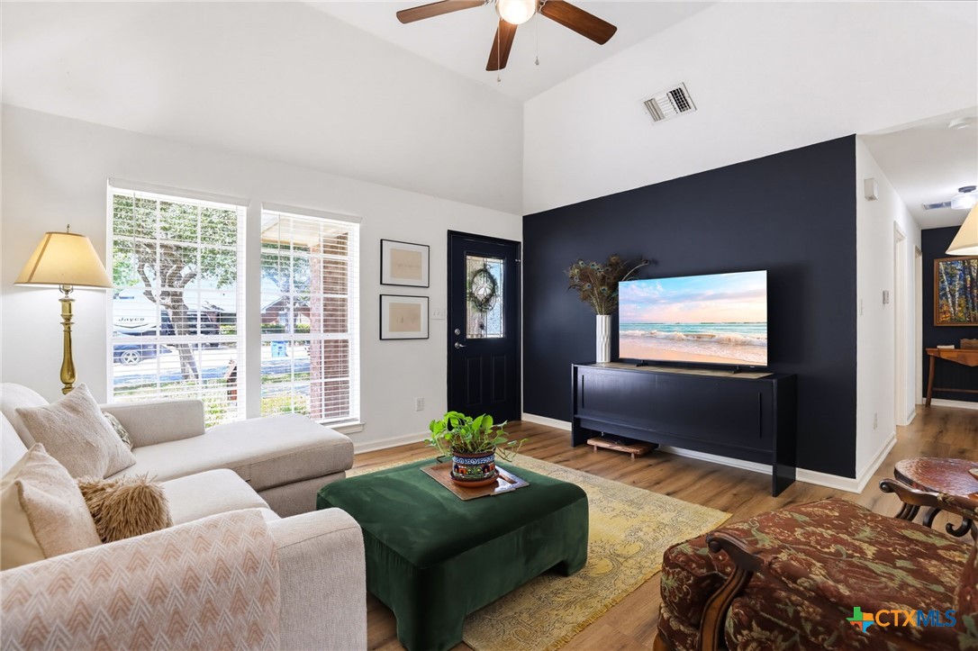 1510 Shadow Walk Property Photo 6
