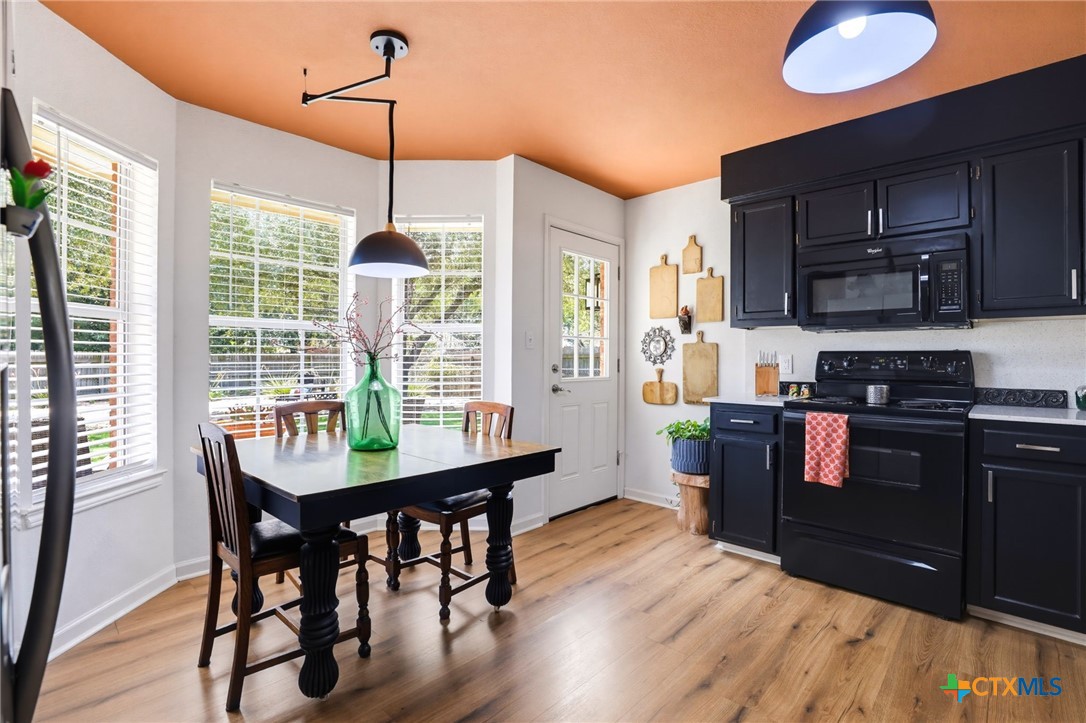 1510 Shadow Walk Property Photo 7