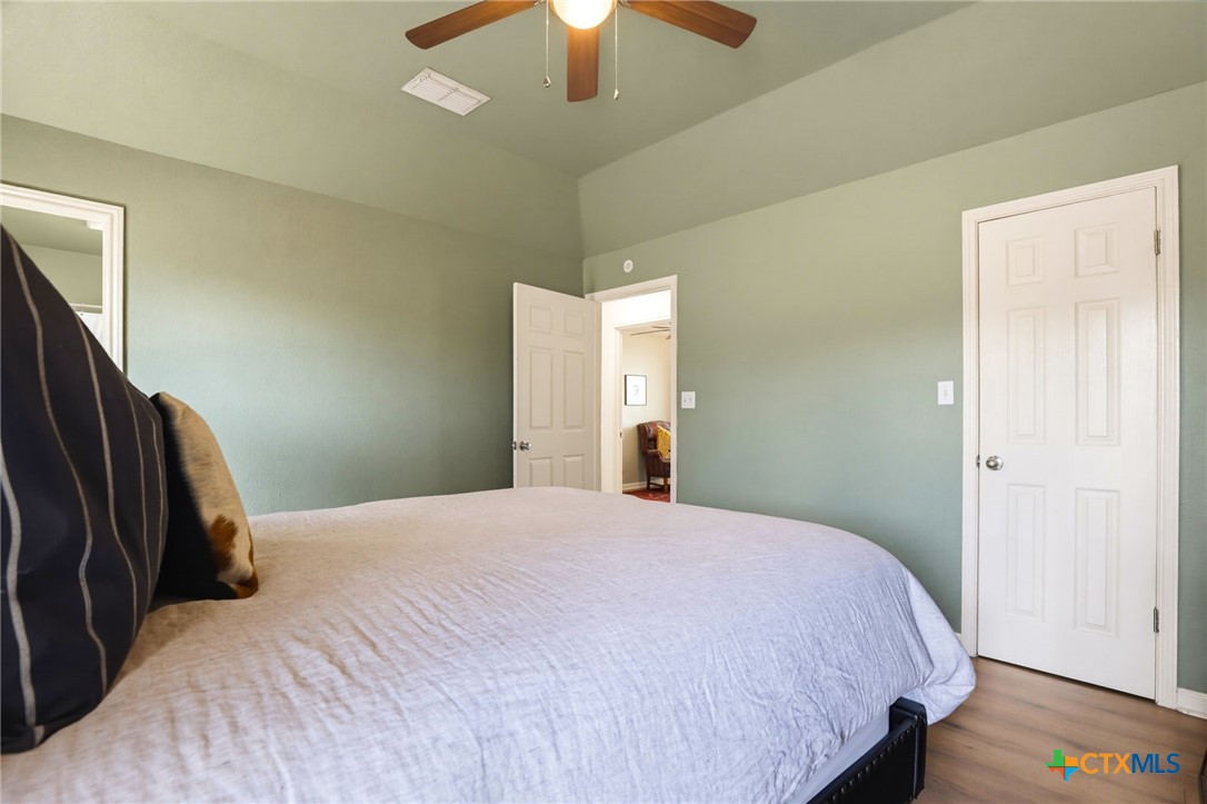 1510 Shadow Walk Property Photo 14