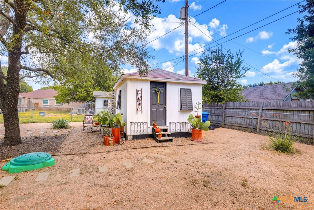1510 Shadow Walk Property Photo 24