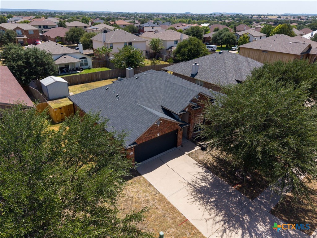 6104 Charlotte Lane Property Photo 4