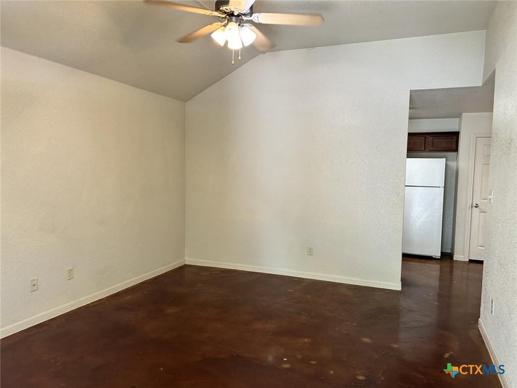 5014 205 Loop A Property Photo 2