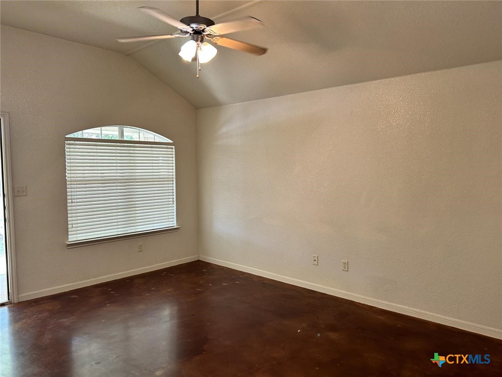 5014 205 Loop A Property Photo 3