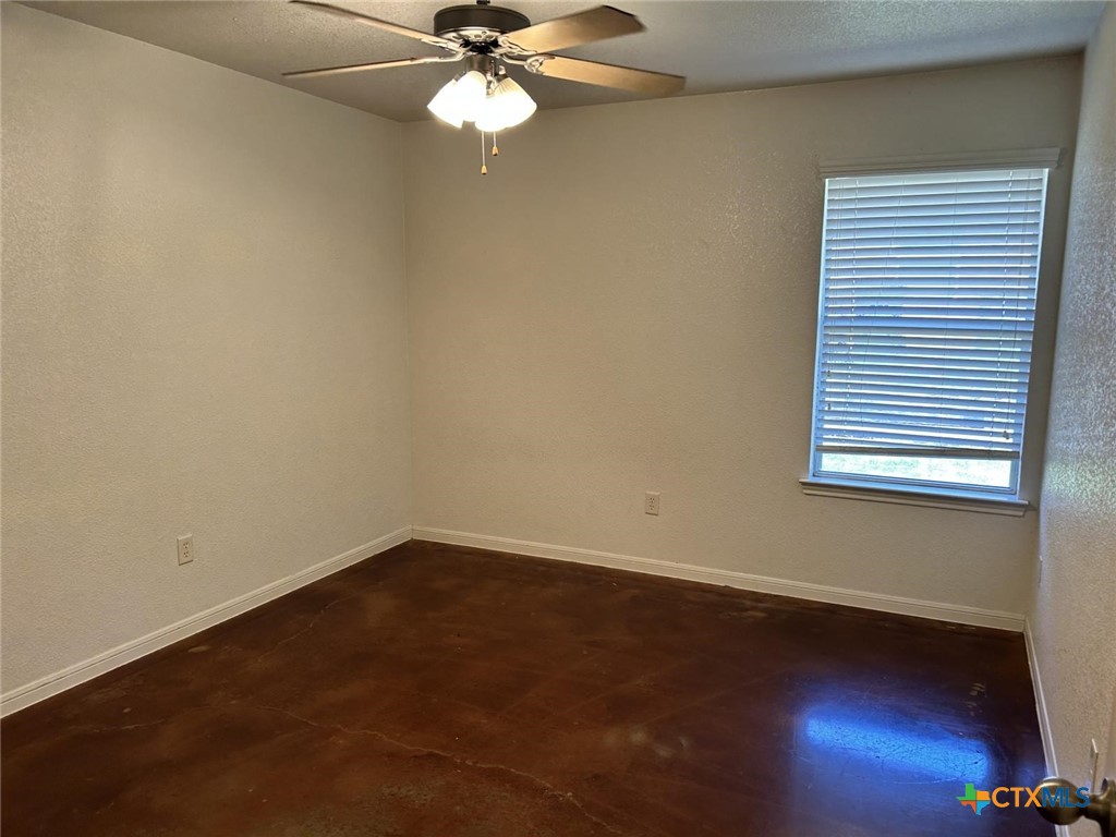 5014 205 Loop A Property Photo 8