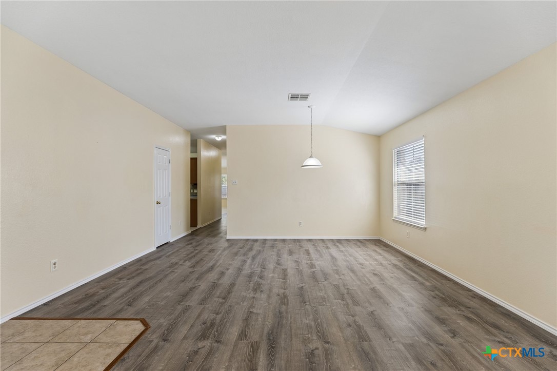 1512 Sweet Leaf Lane Property Photo 8