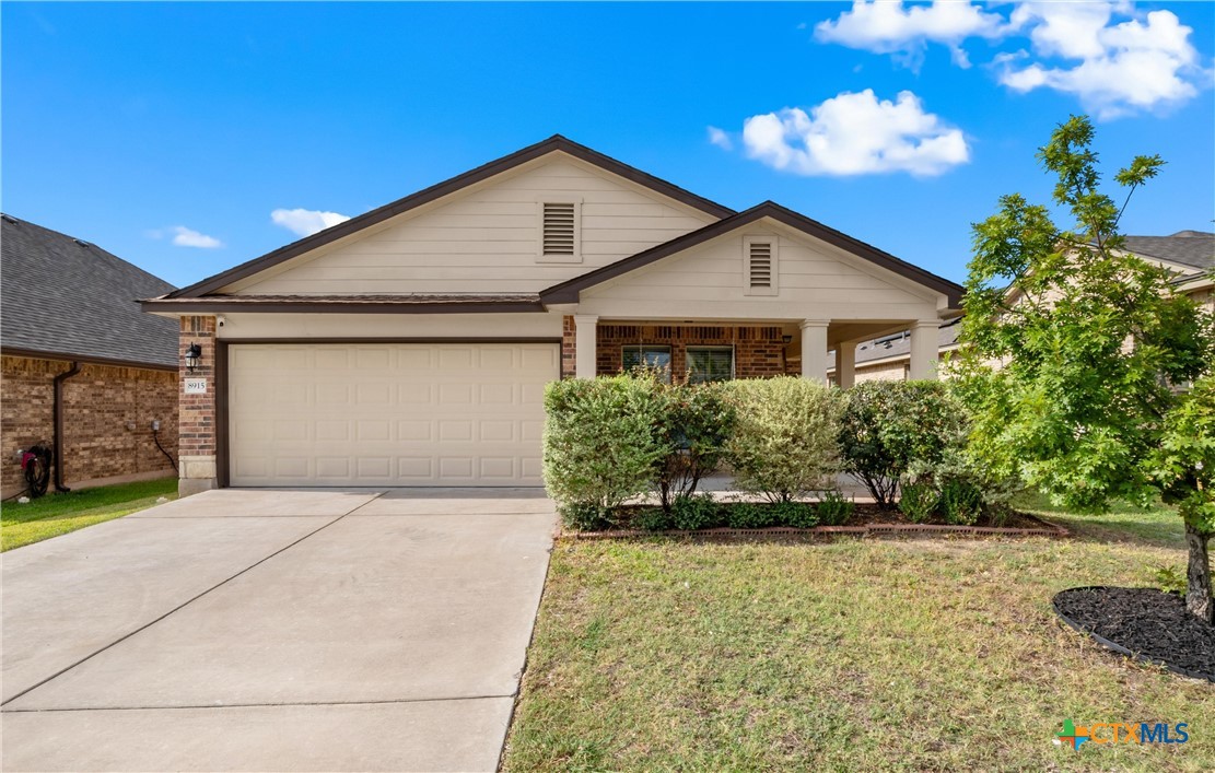 8915 Sky Crest Drive Property Photo 3