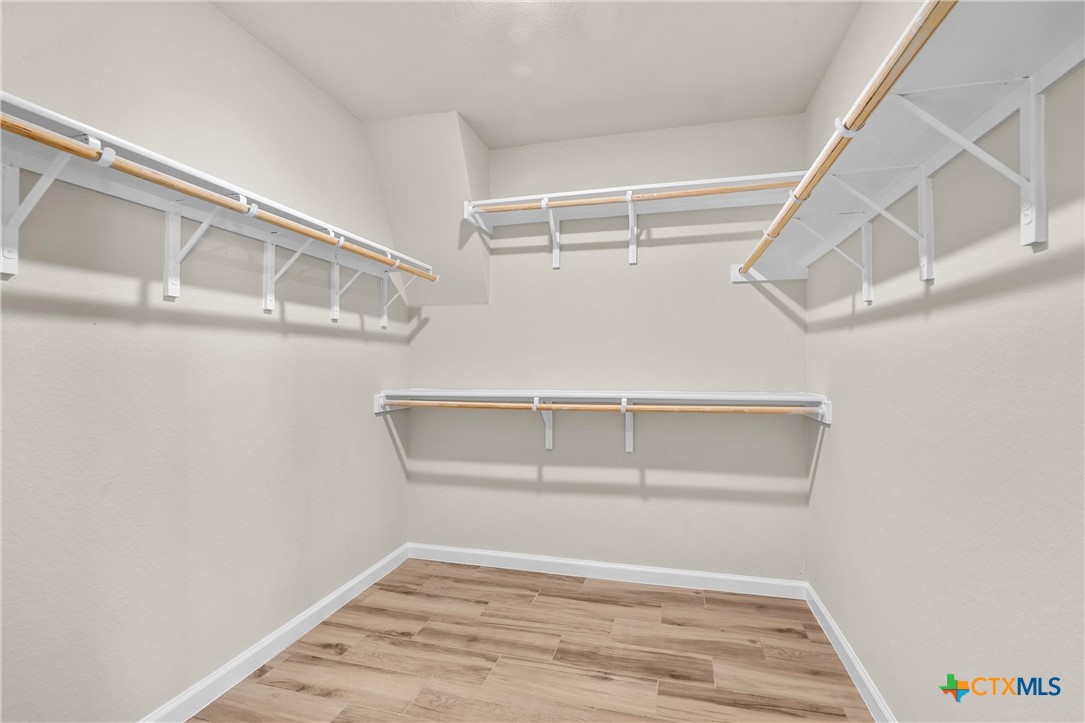 8915 Sky Crest Drive Property Photo 22