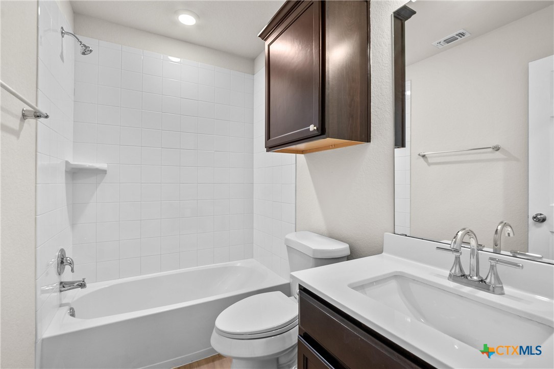 8915 Sky Crest Drive Property Photo 28