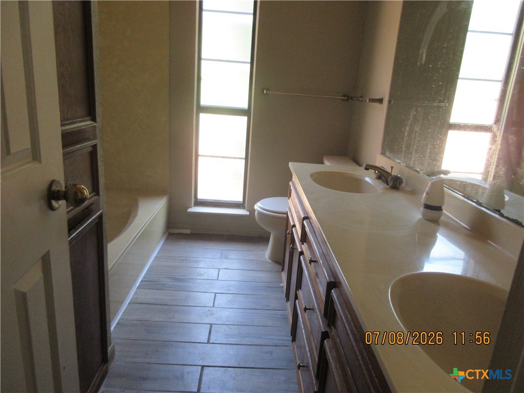 623750 Property Photo 24