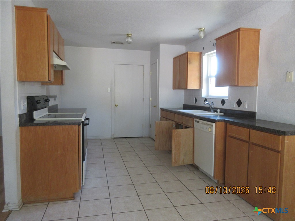 3825 Oak Valley Drive Property Photo 8