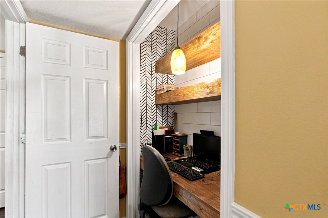 411 Dove Drive Property Photo 5