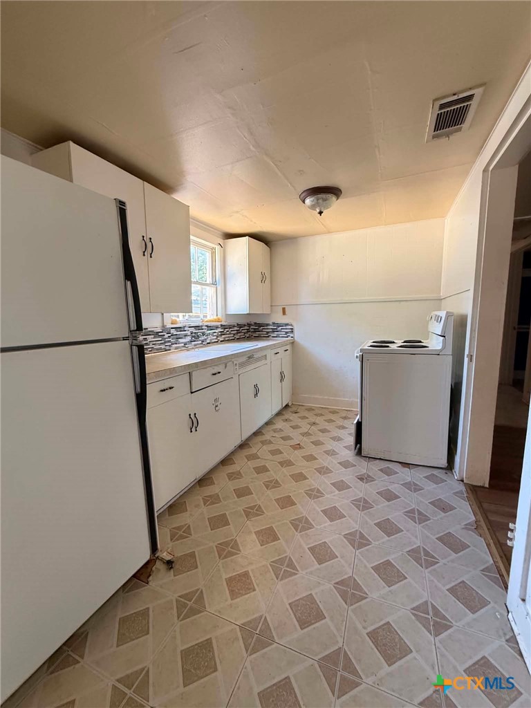 207 N Broad Street Property Photo 5