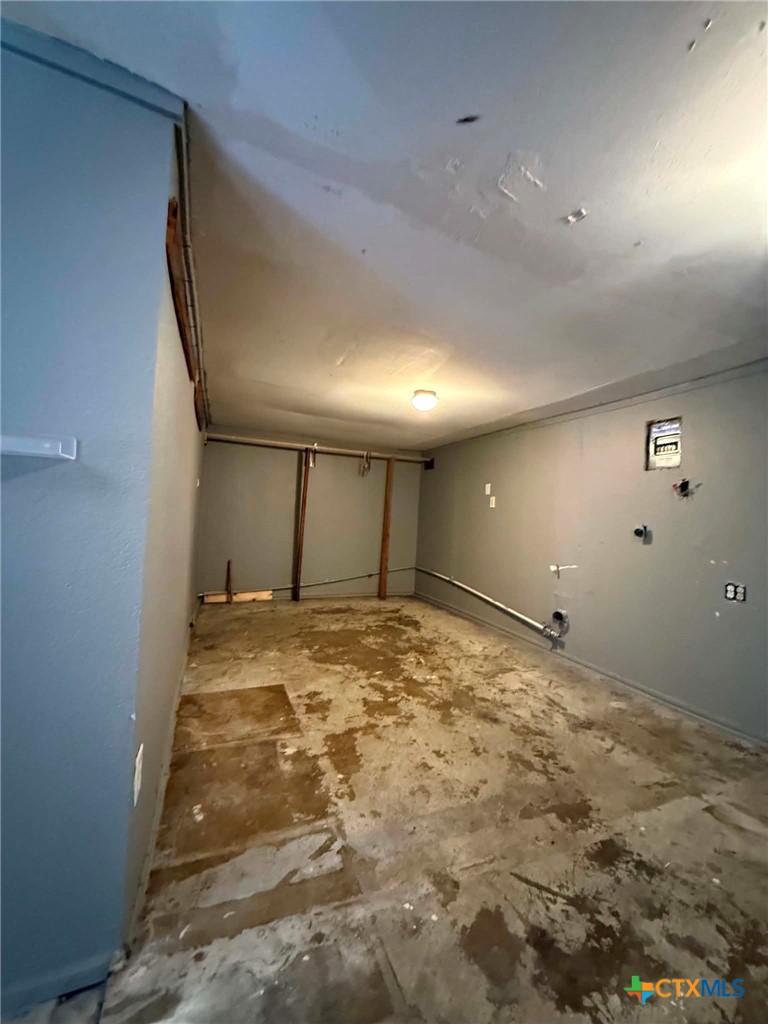 206 W Avenue B Property Photo 17