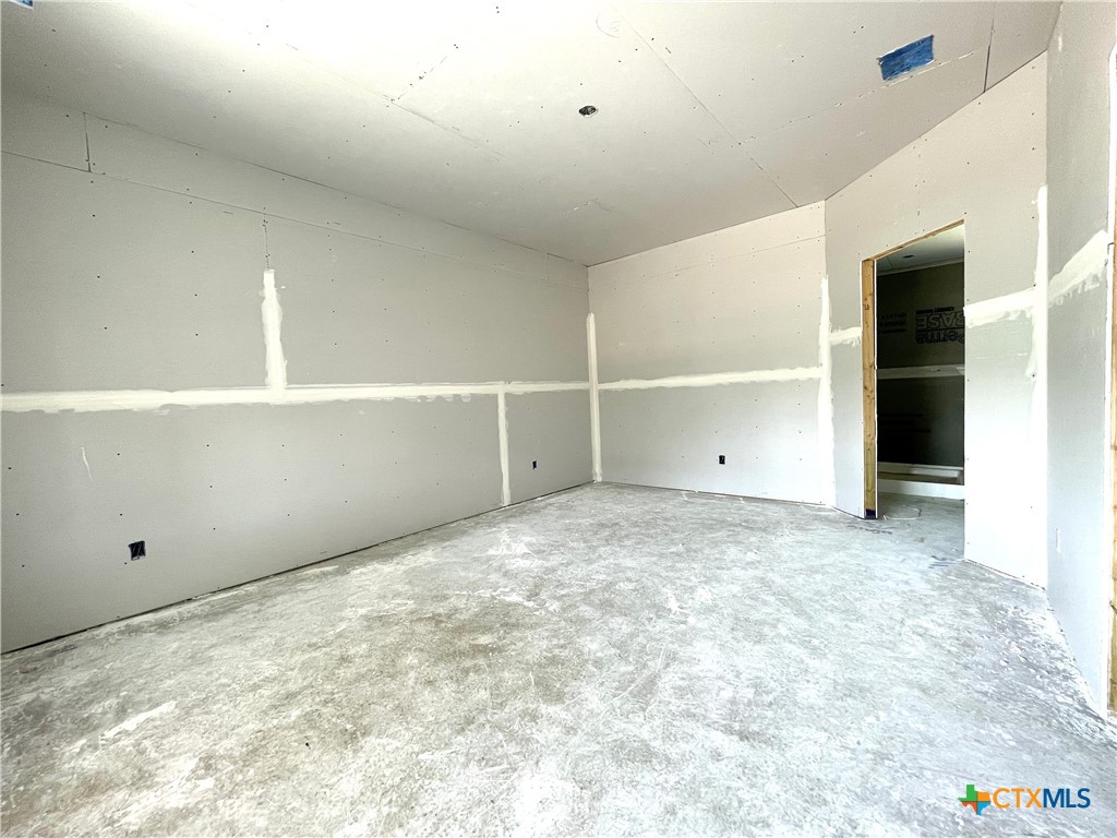 335 Pathfinder Drive Property Photo 10