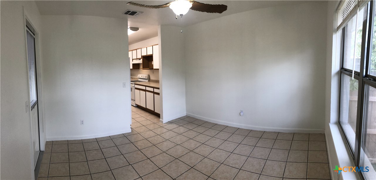 2744 N Heynis Property Photo 15