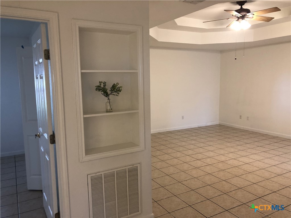 2744 N Heynis Property Photo 19