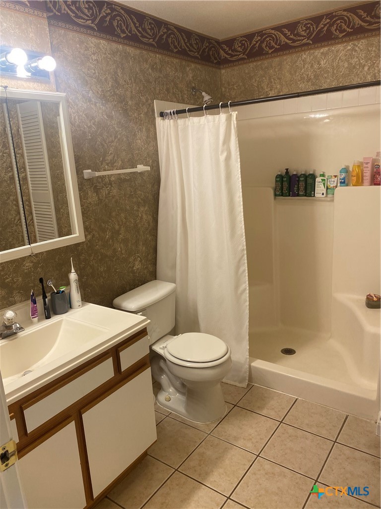 2744 N Heynis Property Photo 23