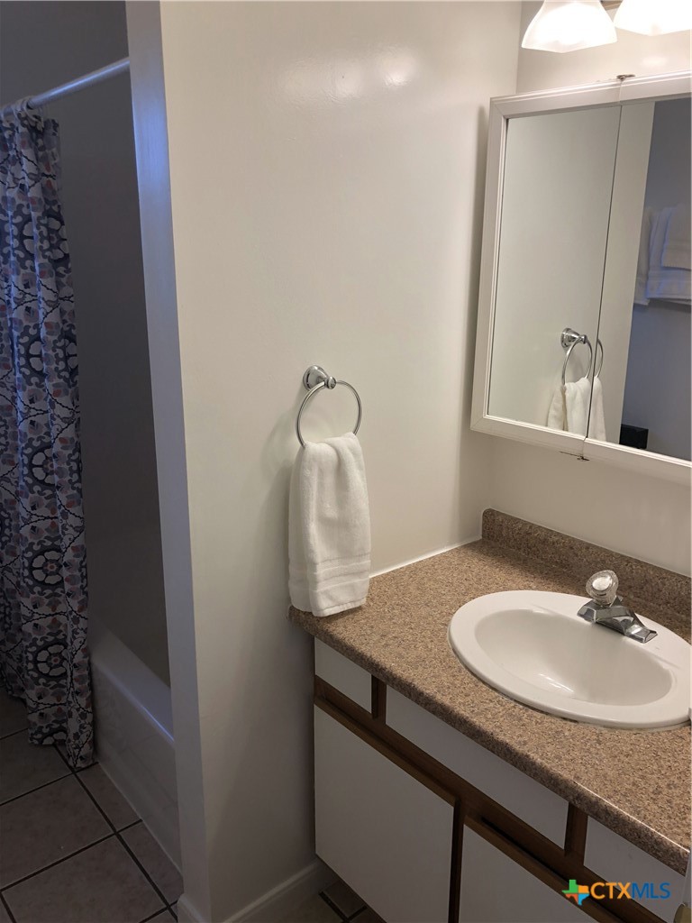 2744 N Heynis Property Photo 28