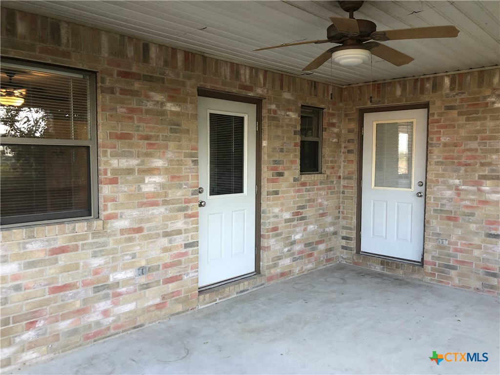 2744 N Heynis Property Photo 34