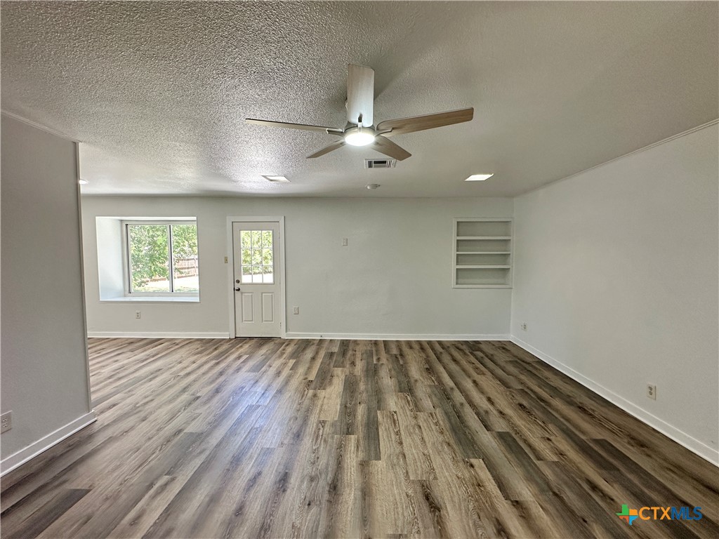 3906 Chisholm Trail Property Photo 8