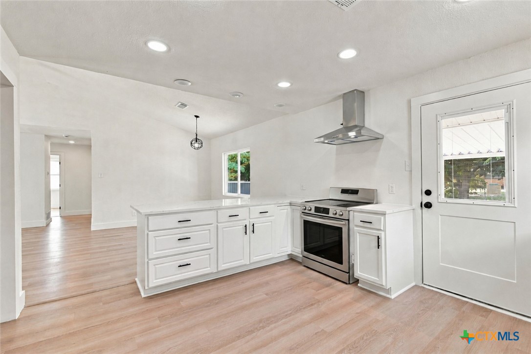 1210 Westover Drive Property Photo 7