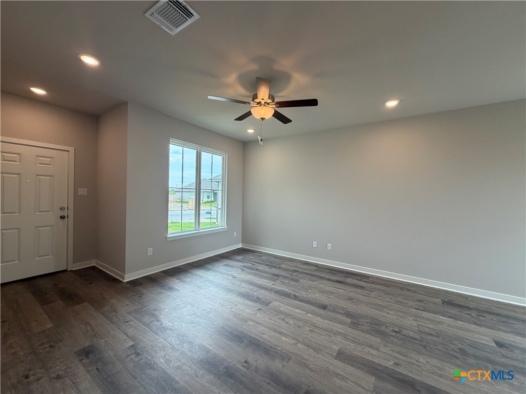 506 University Avenue Property Photo 6