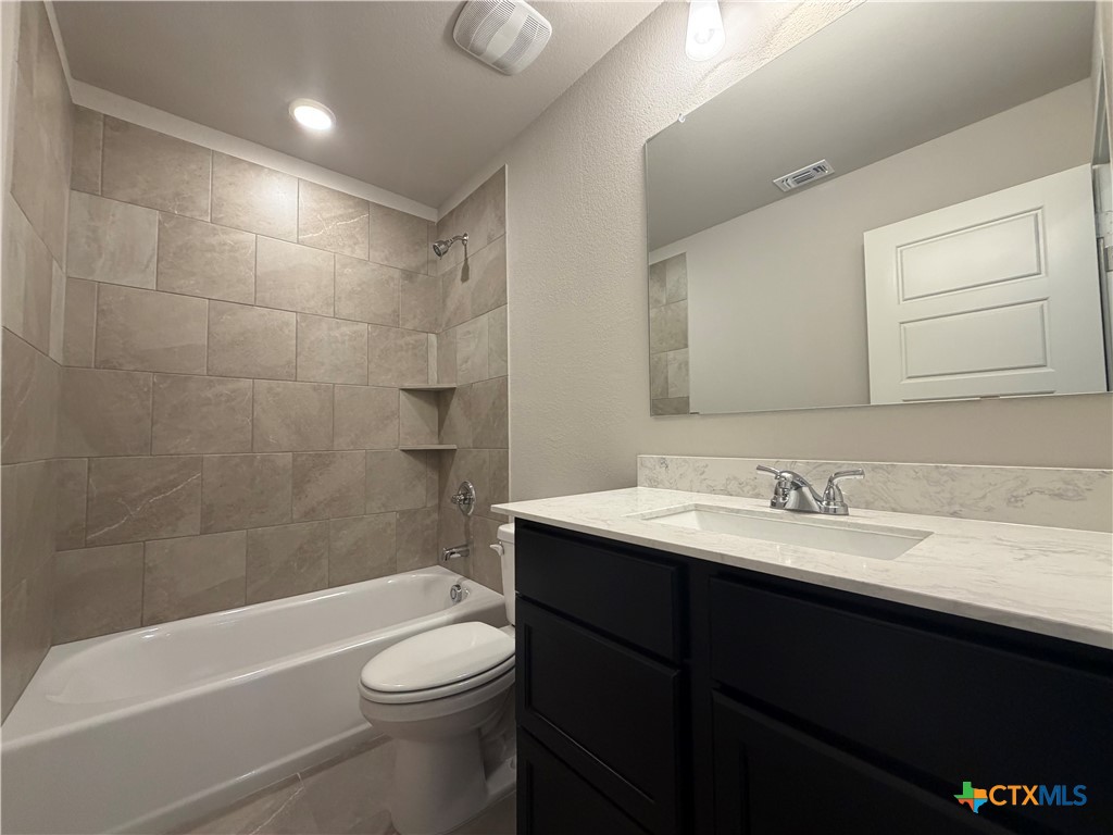506 University Avenue Property Photo 14