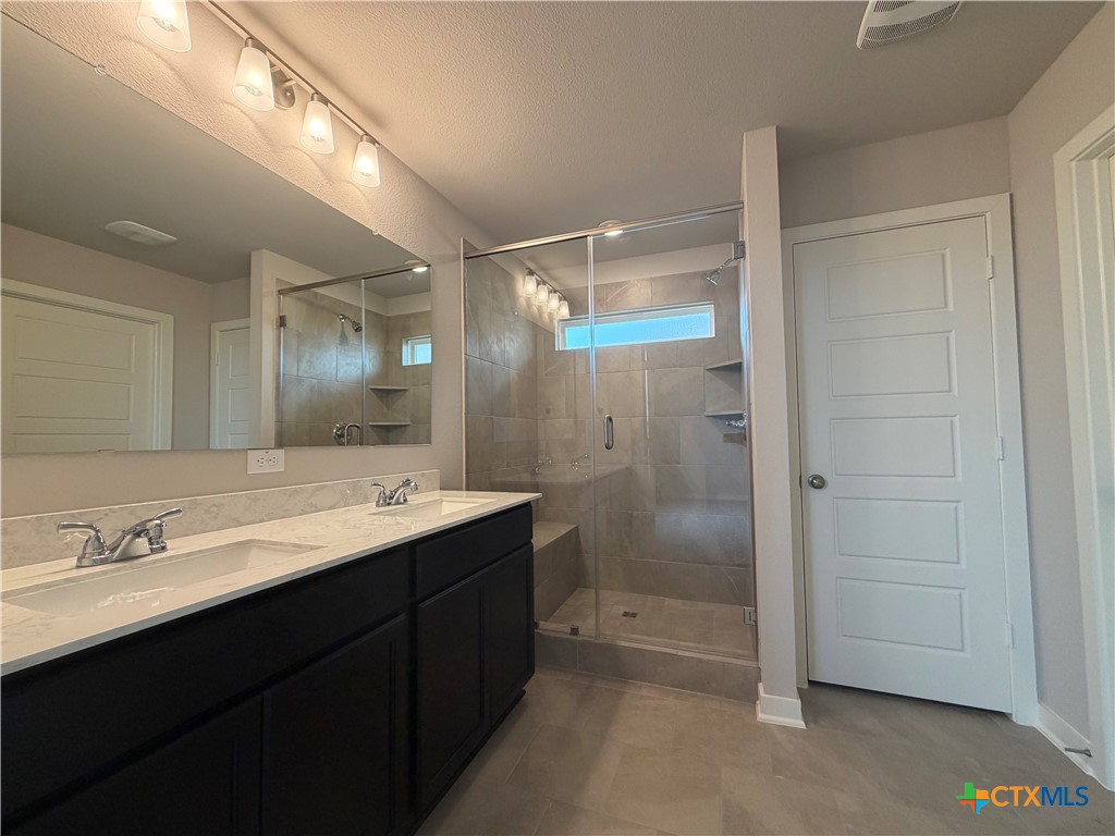 506 University Avenue Property Photo 24