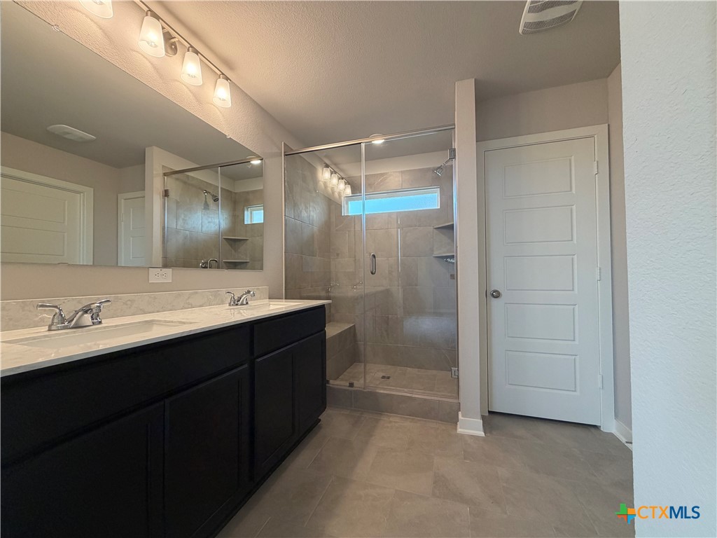 506 University Avenue Property Photo 25